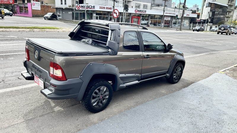 STRADA 1.8 MPI ADVENTURE CD 16V FLEX 3P MANUAL - 2013 - CAXIAS DO SUL
