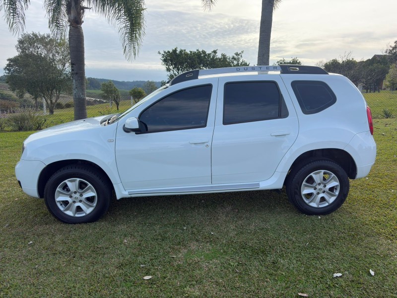 DUSTER 2.0 DYNAMIQUE 4X2 16V FLEX 4P AUTOMÁTICO - 2016 - FARROUPILHA
