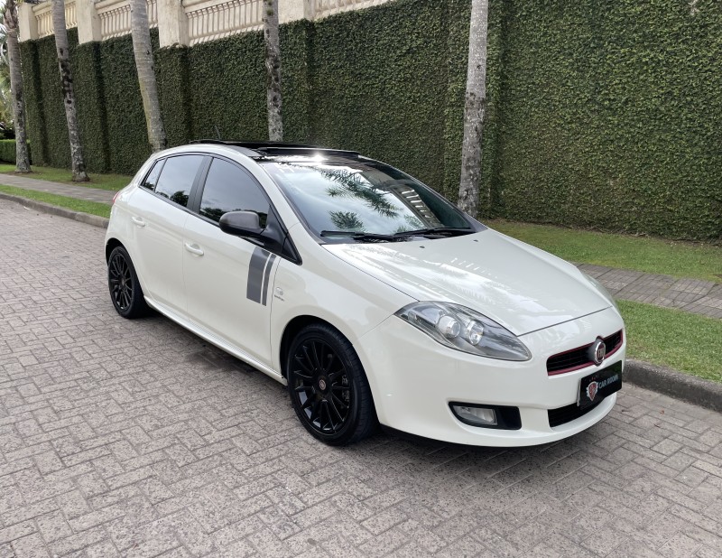 BRAVO 1.8 SPORTING 16V FLEX 4P AUTOMATIZADO - 2014 - CAXIAS DO SUL