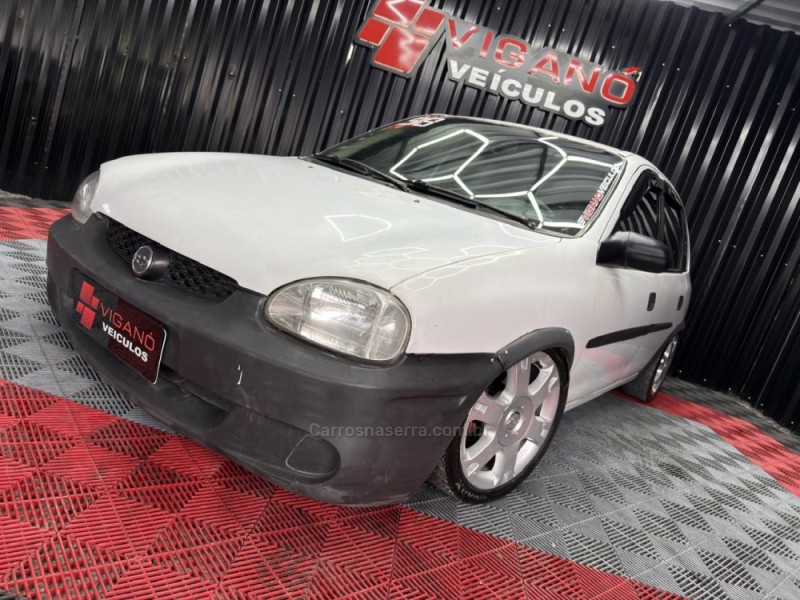 CORSA 1.0 MPFI SUPER 8V GASOLINA 4P MANUAL - 1998 - CAXIAS DO SUL