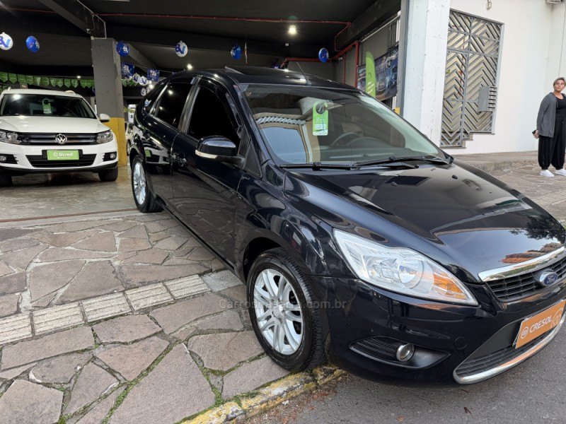 FOCUS 2.0 GHIA 16V GASOLINA 4P AUTOMÁTICO - 2010 - BENTO GONçALVES