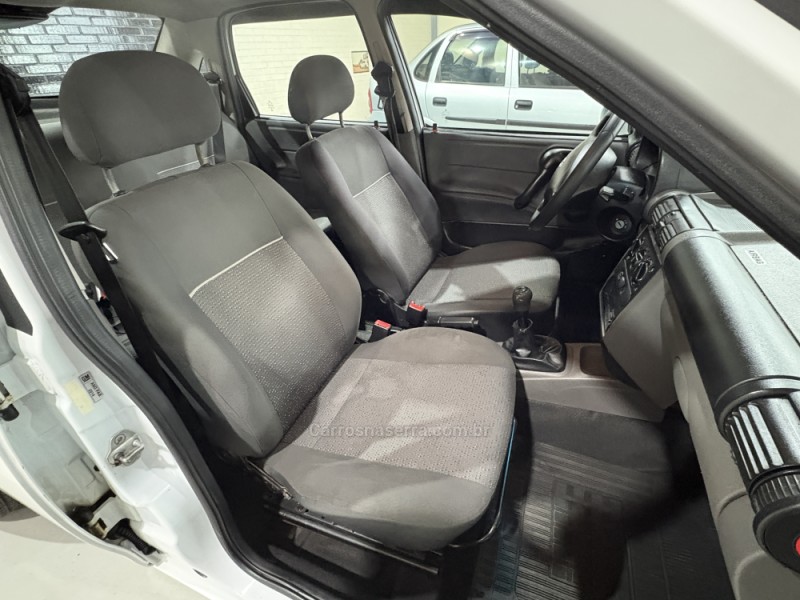 CLASSIC 1.0 MPFI LS 8V FLEX 4P MANUAL - 2014 - CAXIAS DO SUL