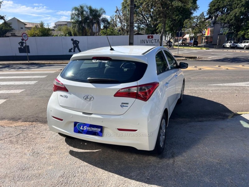 HB20 1.0 COMFORT 12V FLEX 4P MANUAL - 2014 - VENâNCIO AIRES
