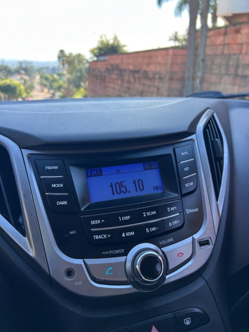 HB20 1.0 COMFORT 12V FLEX 4P MANUAL - 2014 - VENâNCIO AIRES