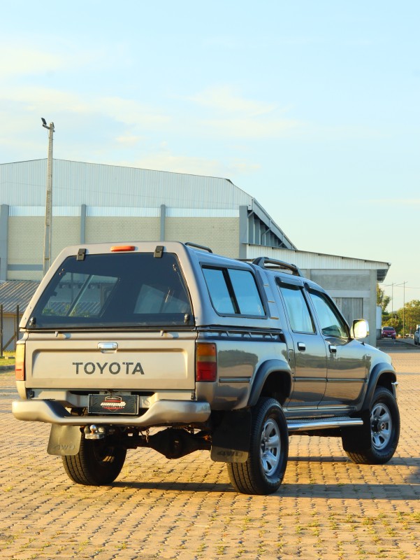 HILUX 2.8 SR5 4X4 CD 8V DIESEL 4P MANUAL - 1999 - ANTôNIO PRADO