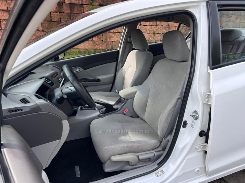 CIVIC 1.8 LXS 16V FLEX 4P AUTOMÁTICO - 2014 - VENâNCIO AIRES
