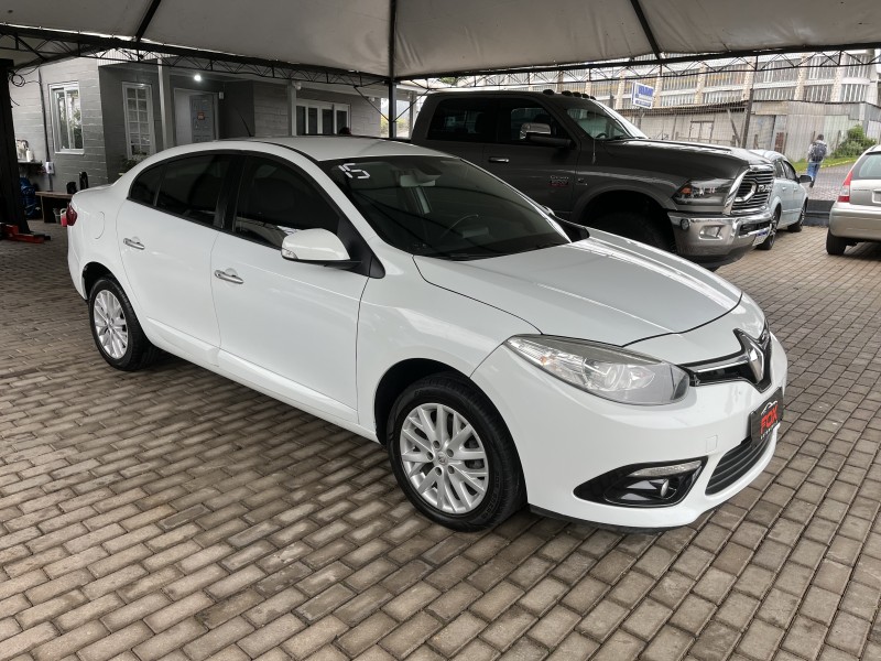 FLUENCE 2.0 DYNAMIQUE PLUS 16V FLEX 4P AUTOMÁTICO - 2015 - CAXIAS DO SUL