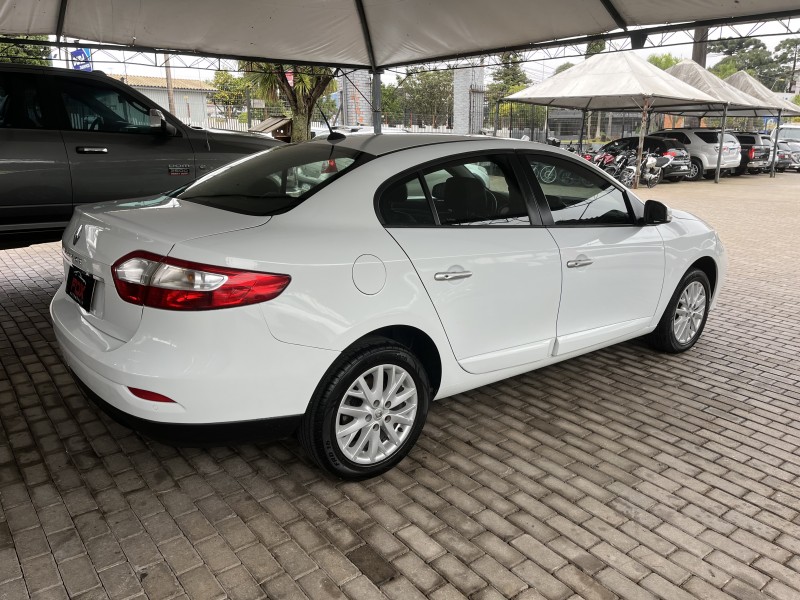 FLUENCE 2.0 DYNAMIQUE PLUS 16V FLEX 4P AUTOMÁTICO - 2015 - CAXIAS DO SUL