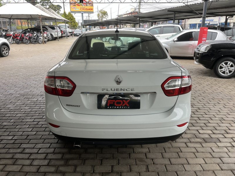 FLUENCE 2.0 DYNAMIQUE PLUS 16V FLEX 4P AUTOMÁTICO - 2015 - CAXIAS DO SUL