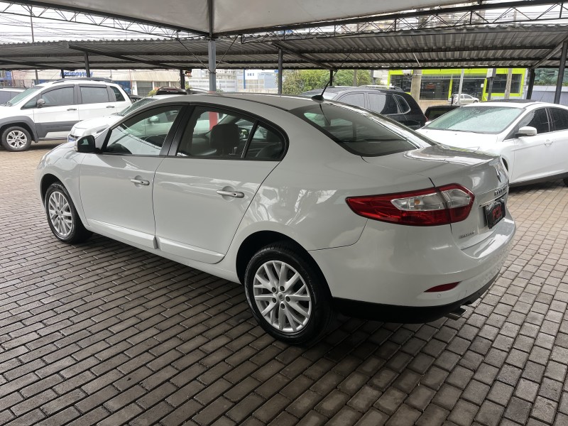 FLUENCE 2.0 DYNAMIQUE PLUS 16V FLEX 4P AUTOMÁTICO - 2015 - CAXIAS DO SUL