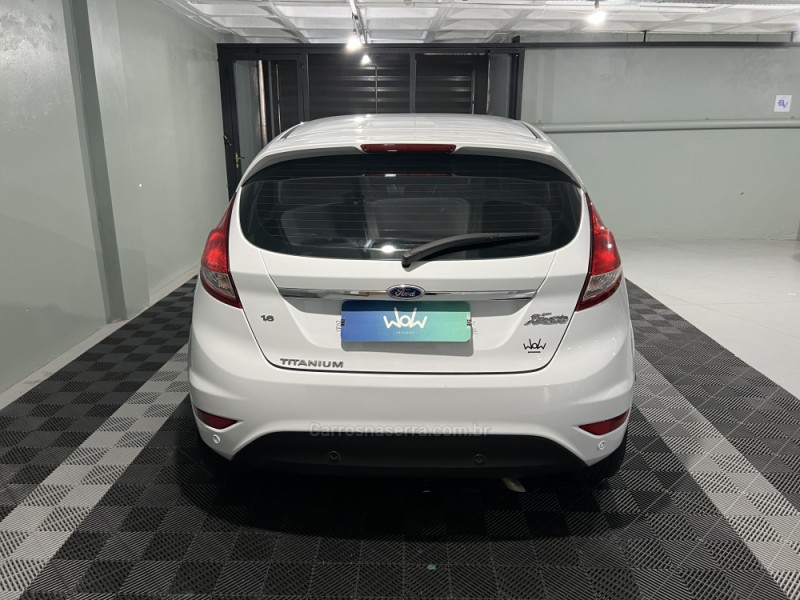 FIESTA 1.6 TITANIUM HATCH 16V FLEX 4P AUTOMÁTICO - 2014 - BENTO GONçALVES