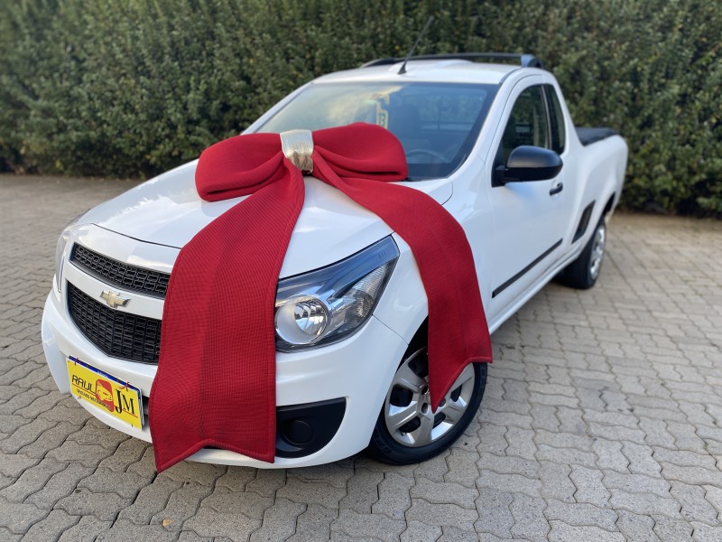 montana 1.4 mpfi ls cs 8v flex 2p manual 2013 caxias do sul