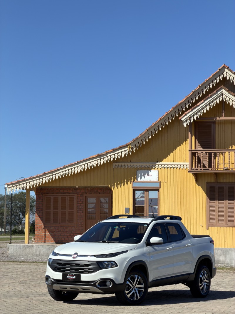TORO 2.0 16V TURBO DIESEL FREEDOM 4WD AT9 AUTOMÁTICO - 2019 - ANTôNIO PRADO