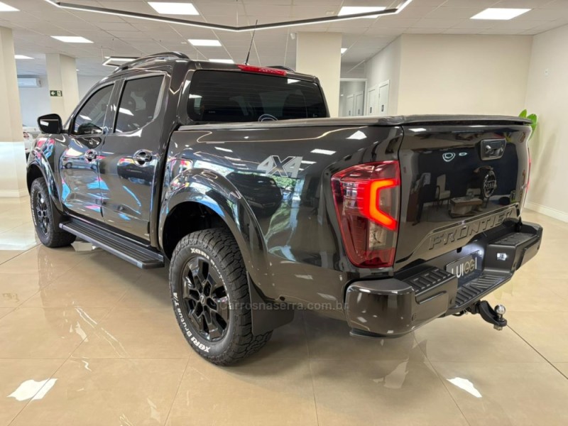 FRONTIER 2.3 16V PLATINUM TURBO CD 4X4 DIESEL 4P AUTOMÁTICO - 2025 - CARLOS BARBOSA