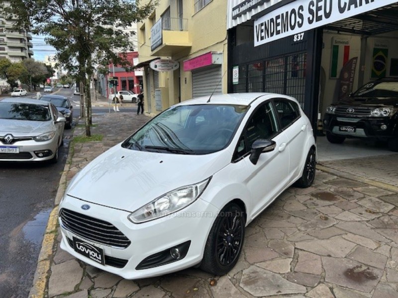 FIESTA 1.6 TITANIUM PLUS HATCH 16V FLEX 4P AUTOMÁTICO - 2015 - CAXIAS DO SUL