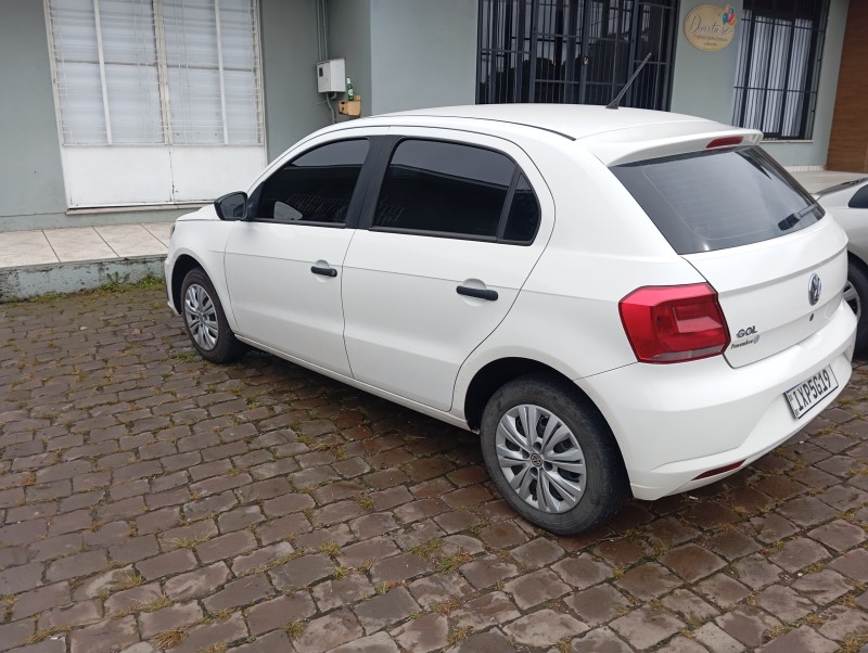 GOL 1.6 MI TRENDLINE 8V FLEX 4P MANUAL - 2017 - CAXIAS DO SUL
