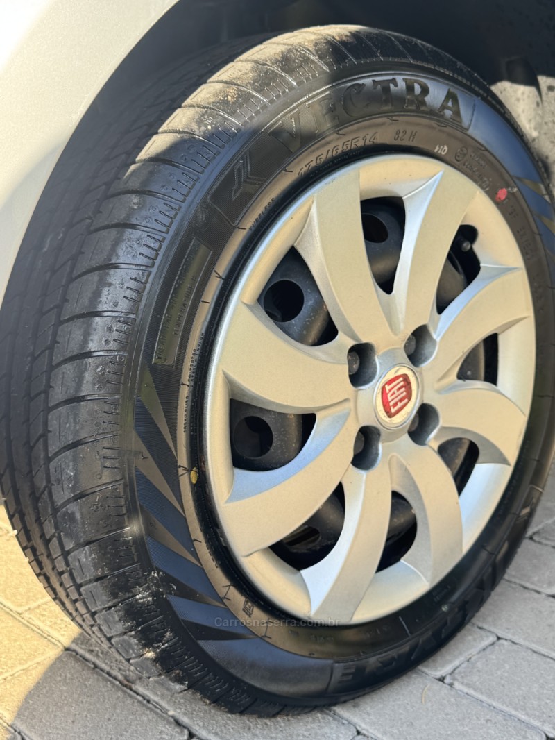 PALIO 1.4 EVO ATTRACTIVE ITALIA 8V FLEX 5P MANUAL - 2013 - ENCANTADO