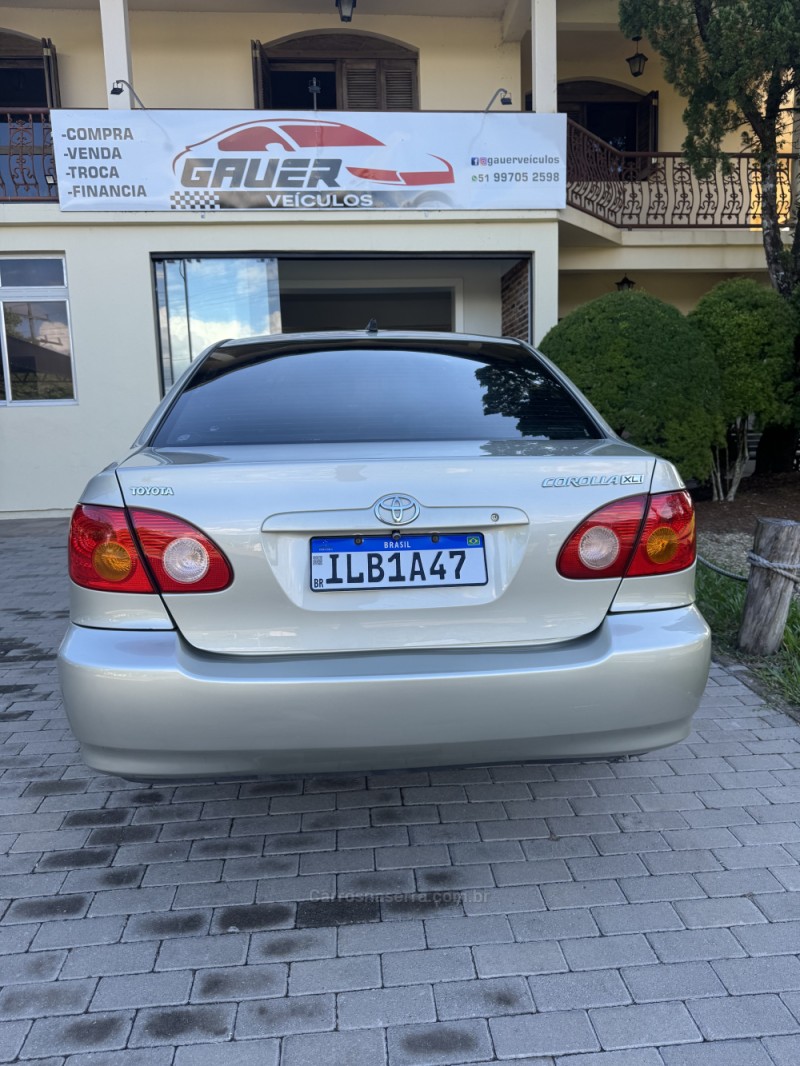COROLLA 1.6 XLI 16V GASOLINA 4P MANUAL - 2003 - ENCANTADO