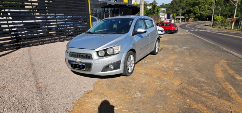 SONIC 1.6 LTZ 16V FLEX 4P AUTOMÁTICO - 2013 - IVOTI