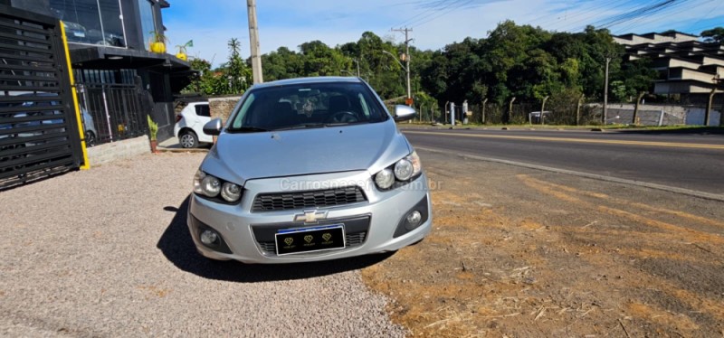 SONIC 1.6 LTZ 16V FLEX 4P AUTOMÁTICO - 2013 - IVOTI