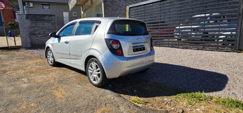 SONIC 1.6 LTZ 16V FLEX 4P AUTOMÁTICO - 2013 - IVOTI