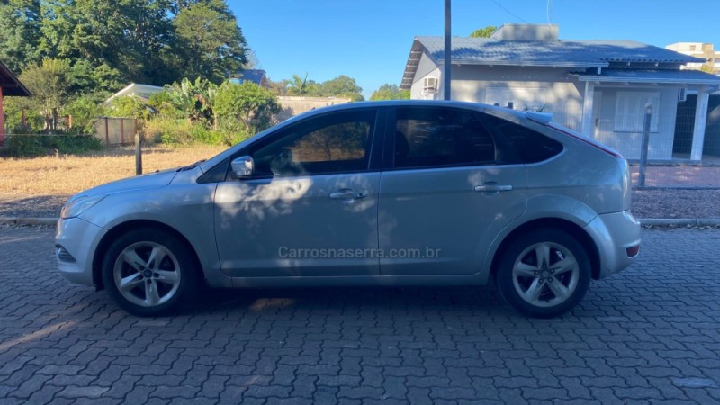 FOCUS 2.0 16V FLEX 4P AUTOMÁTICO - 2012 - IVOTI