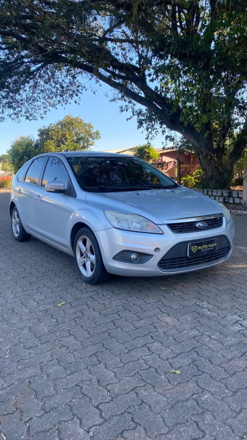 focus 2.0 16v flex 4p automatico 2012 ivoti