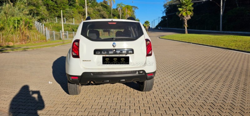 DUSTER 1.6 EXPRESSION 4X2 16V FLEX 4P MANUAL - 2017 - IVOTI