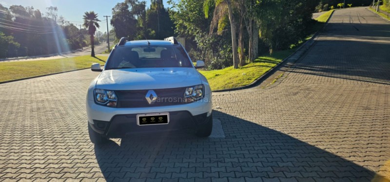 DUSTER 1.6 EXPRESSION 4X2 16V FLEX 4P MANUAL - 2017 - IVOTI
