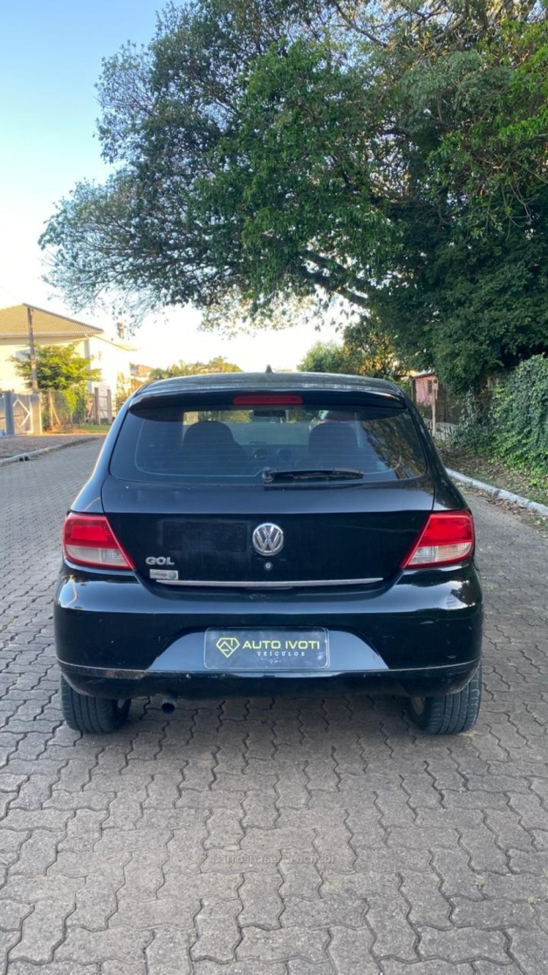 GOL 1.0 MI 8V FLEX 4P MANUAL G.V - 2011 - IVOTI