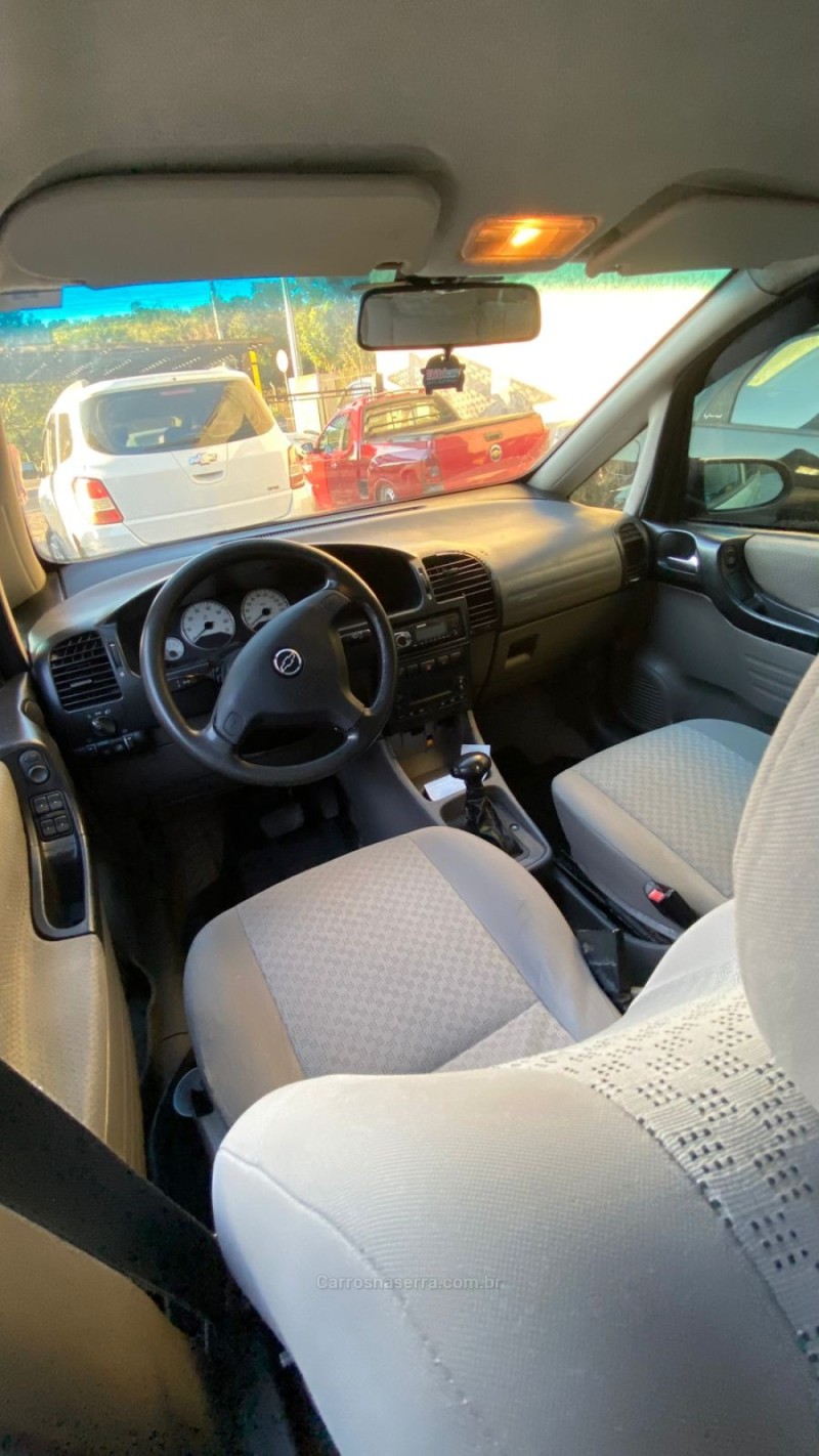 ZAFIRA 2.0 MPFI EXPRESSION 8V FLEX 4P AUTOMÁTICO - 2007 - IVOTI