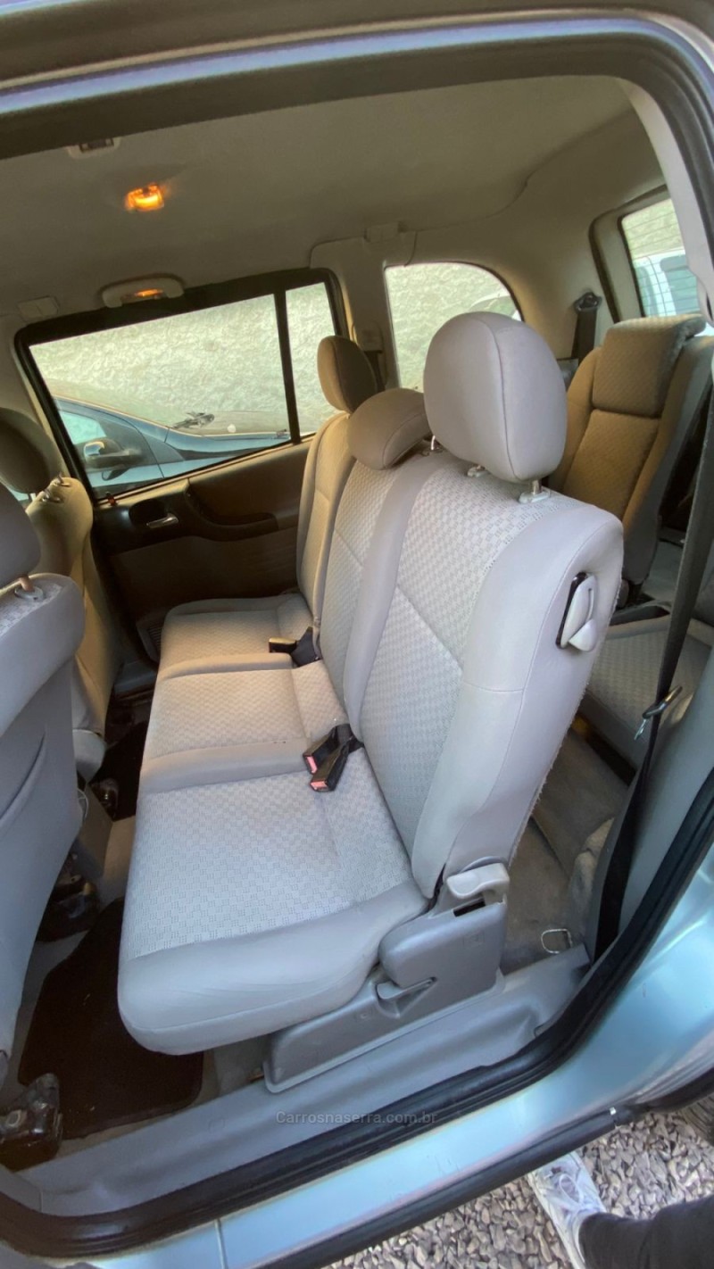 ZAFIRA 2.0 MPFI EXPRESSION 8V FLEX 4P AUTOMÁTICO - 2007 - IVOTI