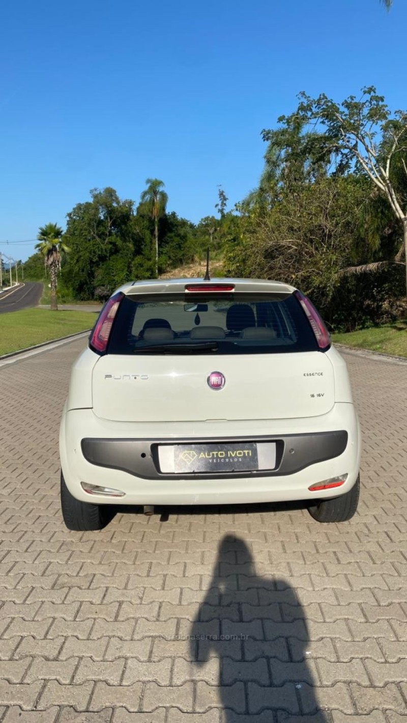 PUNTO 1.6 ESSENCE SP DUALOGIC 16V FLEX 4P AUTOMATIZADO - 2016 - IVOTI