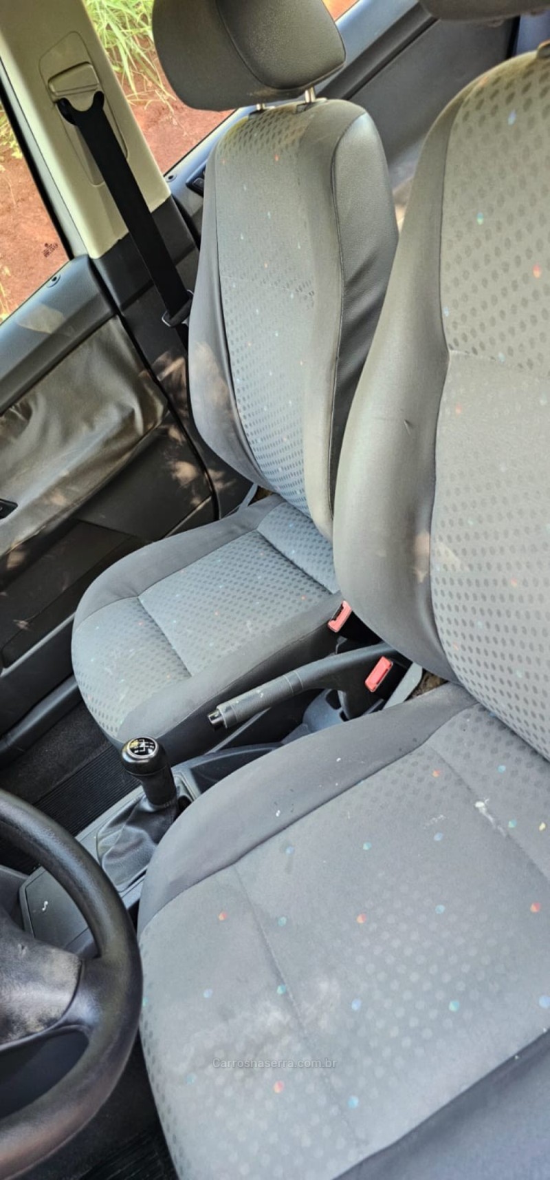 POLO 1.6 MI 8V GASOLINA 4P MANUAL - 2005 - IVOTI