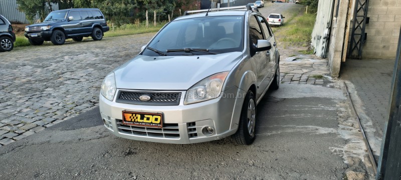 FIESTA 1.0 ROCAM HATCH 8V FLEX 4P MANUAL - 2008 - CAXIAS DO SUL