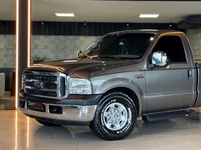 F-250 4.2 XLT 4X2 CS TURBO INTERCOOLER DIESEL 2P MANUAL - 2001 - DOIS IRMãOS