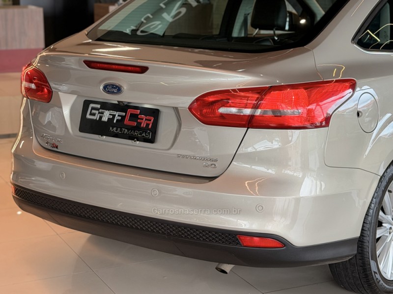 FOCUS 2.0 GLX SEDAN 16V GASOLINA 4P AUTOMÁTICO - 2016 - ACEGUá