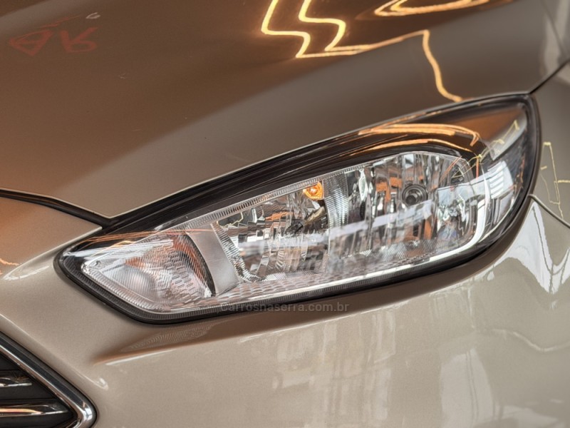 FOCUS 2.0 GLX SEDAN 16V GASOLINA 4P AUTOMÁTICO - 2016 - ACEGUá