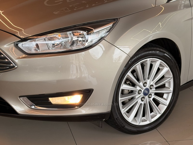 FOCUS 2.0 GLX SEDAN 16V GASOLINA 4P AUTOMÁTICO - 2016 - ACEGUá