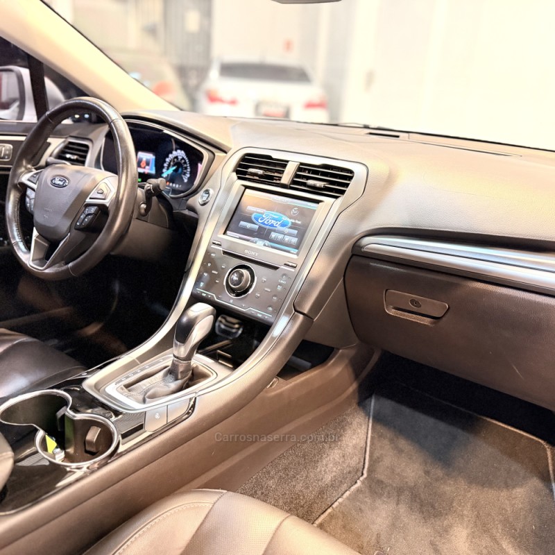 FUSION 2.0 TITANIUM GTDI ECOBOOST AWD AUTOMÁTICO - 2015 - NOVO HAMBURGO
