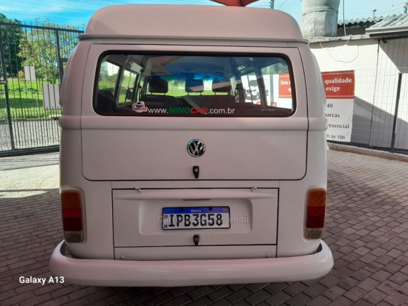 KOMBI 1.4 MI STD LOTAÇÃO 8V FLEX 3P MANUAL - 2009 - CAXIAS DO SUL