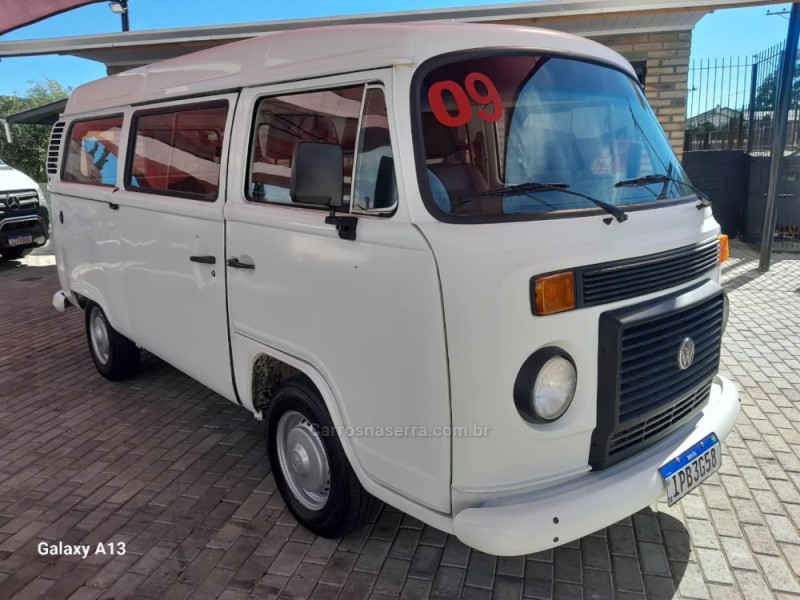 kombi 1.4 mi std lotacao 8v flex 3p manual 2009 caxias do sul
