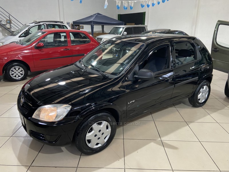 CELTA 1.0 MPFI LIFE 8V FLEX 4P MANUAL - 2008 - NOVA PRATA
