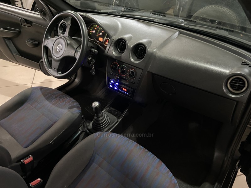 CELTA 1.0 MPFI LIFE 8V FLEX 4P MANUAL - 2008 - NOVA PRATA