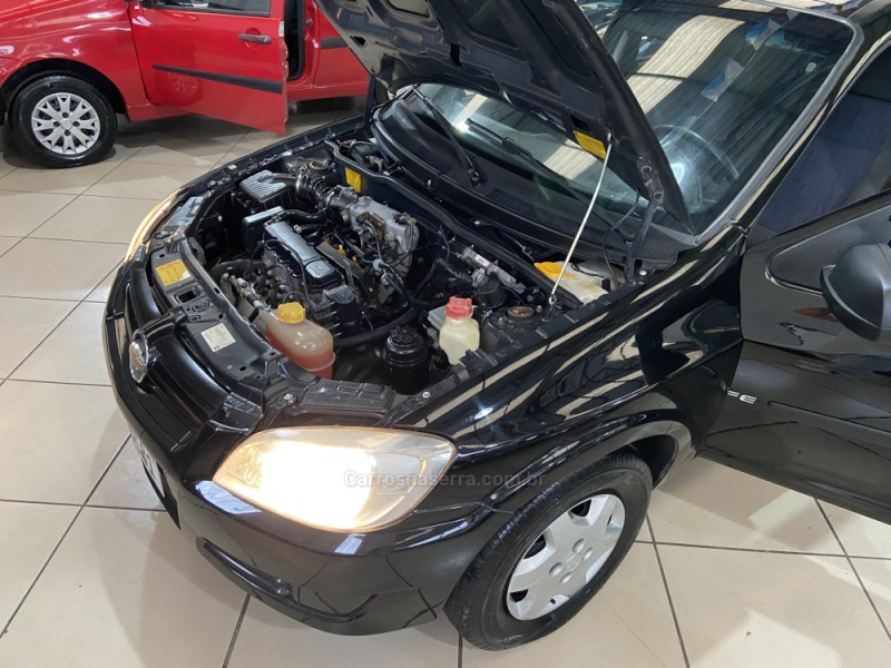 CELTA 1.0 MPFI LIFE 8V FLEX 4P MANUAL - 2008 - NOVA PRATA
