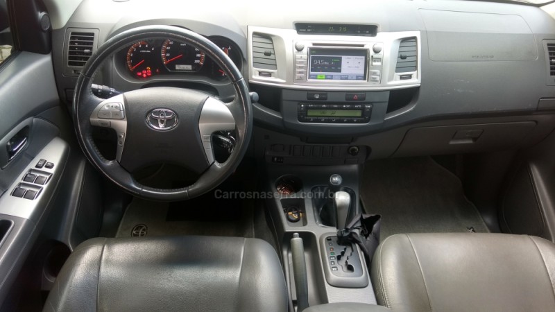HILUX 3.0 SRV 4X4 CD 16V TURBO INTERCOOLER DIESEL 4P AUTOMÁTICO - 2012 - SãO MARCOS