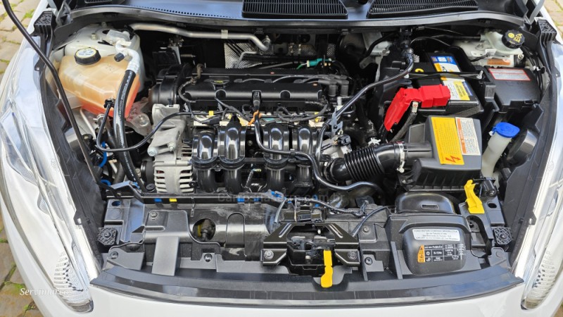 FIESTA 1.6 SE HATCH PLUS 16V FLEX 4P MANUAL - 2015 - SãO MARCOS