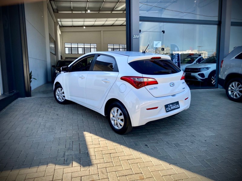 HB20 1.6 COMFORT STYLE 16V FLEX 4P AUTOMÁTICO - 2015 - LAJEADO