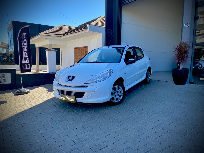 207 1.4 XR 8V FLEX 4P MANUAL - 2013 - LAJEADO