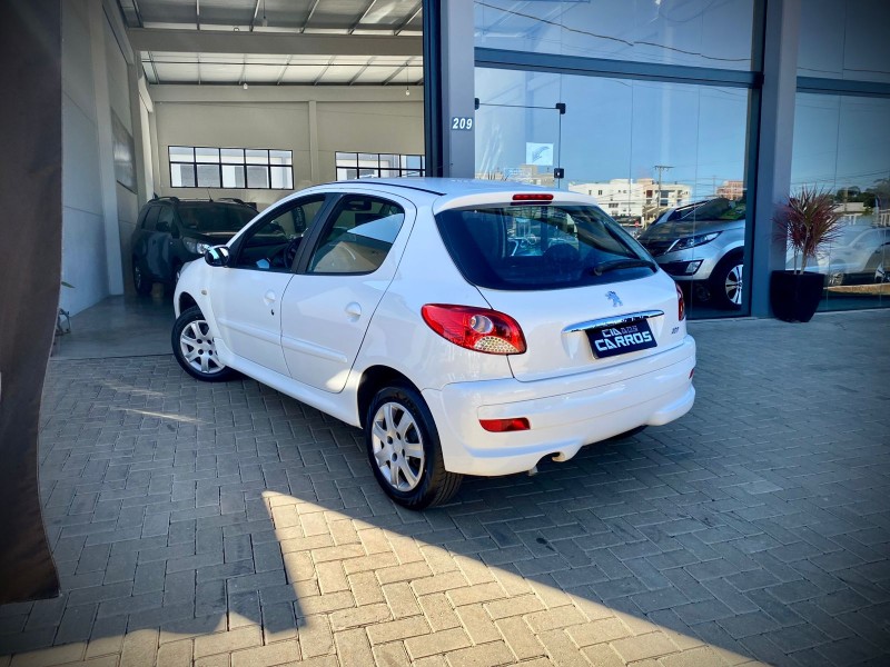 207 1.4 XR 8V FLEX 4P MANUAL - 2013 - LAJEADO